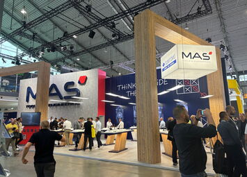 Der diesjährige MAS-Messestand auf der AMB 2024. MAS ist Hersteller für Zerspanungswerkzeuge und innovative Sonderlösungen und unser Sumitomo-Partner